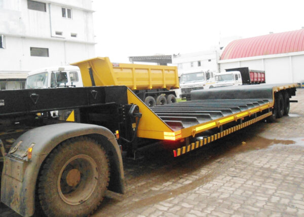 Low Bed Trailer, Floating Suspension 8 Wheels - Image 2